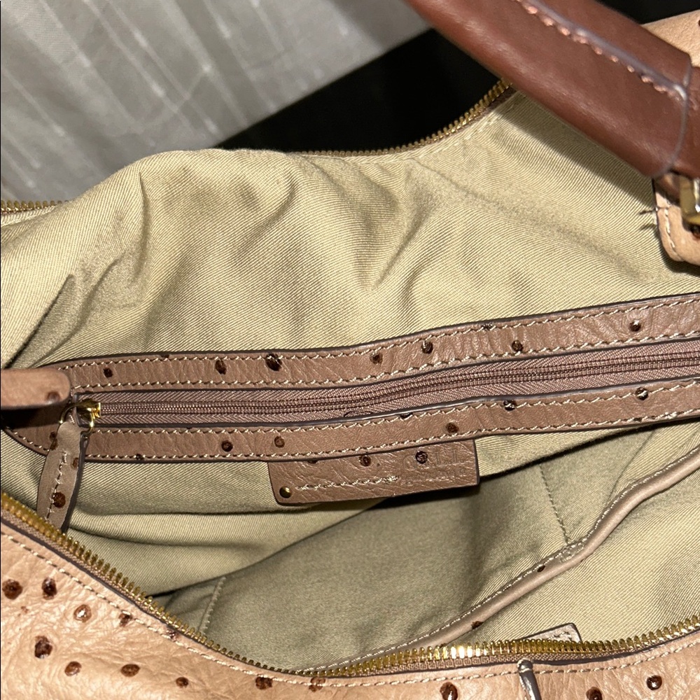 Elegant G.I.L.ITan Hobo Bag - Picture 10 of 11